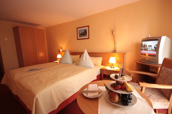 Zur guten Einkehr Landhotel (Doberschau-Gaußig)